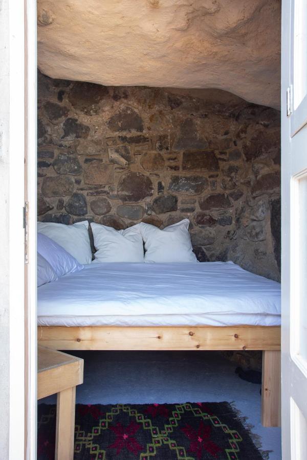My Old Stone House In A 2 000 Sqm Private Garden With Fab Glamping Tent Mandrákion Buitenkant foto