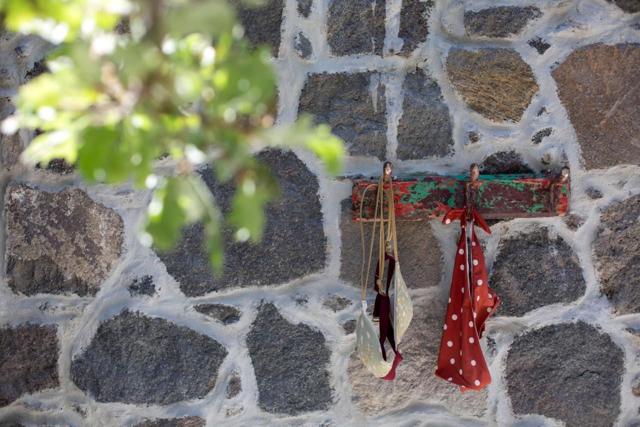 My Old Stone House In A 2 000 Sqm Private Garden With Fab Glamping Tent Mandrákion Buitenkant foto